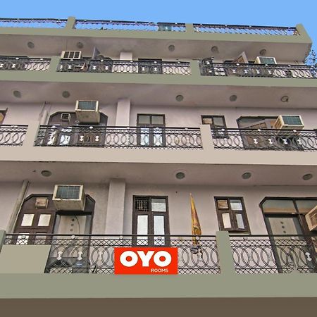 Flagship Hotel Decent Stay Near Pvr Vikaspuri Delhi New Delhi Exterior foto