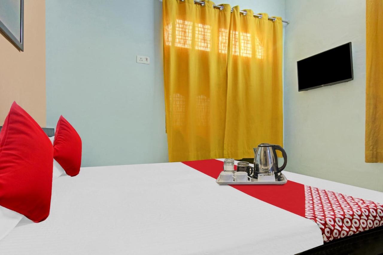 Flagship Hotel Decent Stay Near Pvr Vikaspuri Delhi New Delhi Exterior foto