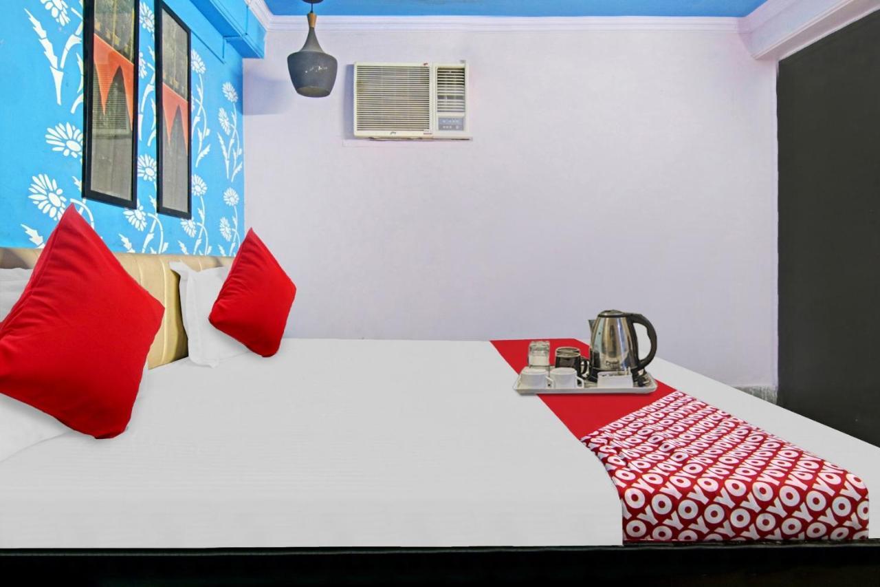 Flagship Hotel Decent Stay Near Pvr Vikaspuri Delhi New Delhi Exterior foto