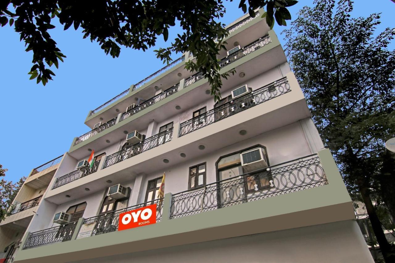 Flagship Hotel Decent Stay Near Pvr Vikaspuri Delhi New Delhi Exterior foto