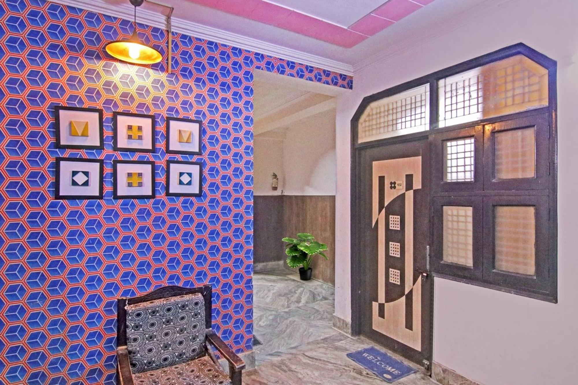 Flagship Hotel Decent Stay Near Pvr Vikaspuri Delhi New Delhi Exterior foto