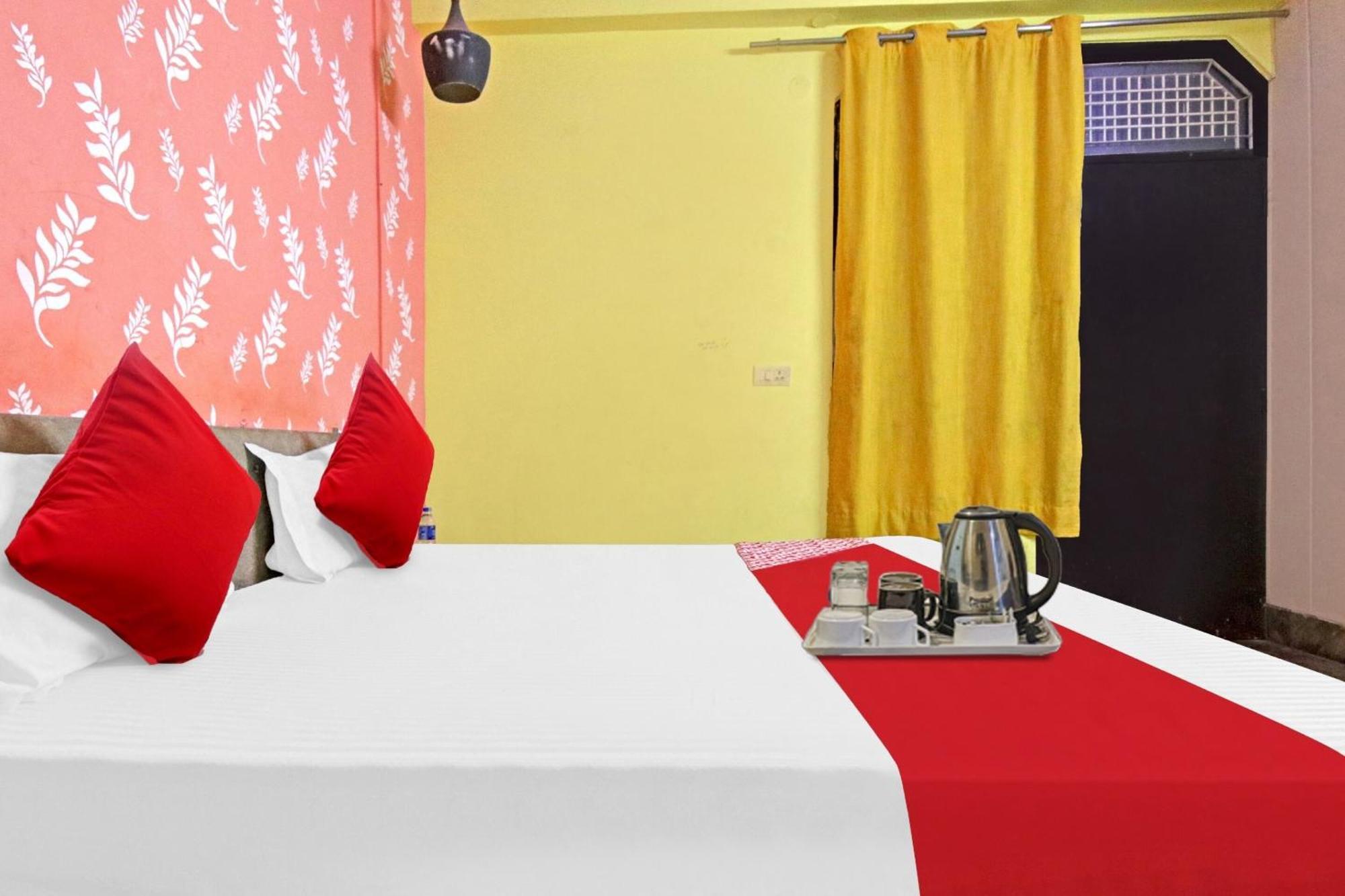 Flagship Hotel Decent Stay Near Pvr Vikaspuri Delhi New Delhi Exterior foto